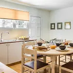 Malibu & Apartamento Argostoli (Kefalonia)